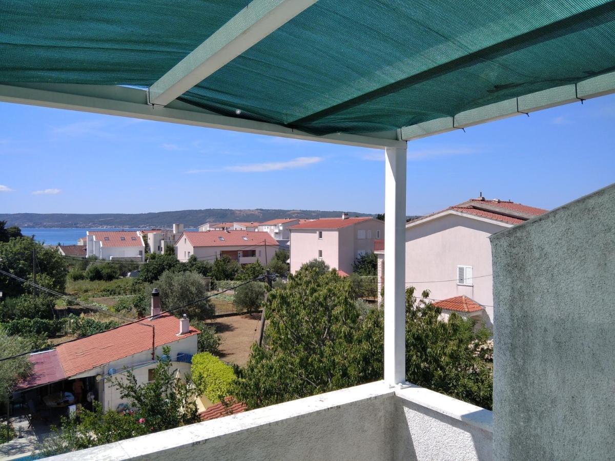 Apartments With A Parking Space Kastel Stafilic, Kastela - 20694 Exterior foto